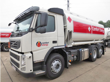 Грузовик-цистерна VOLVO FM