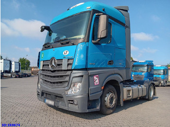 Тягач MERCEDES-BENZ Actros 1842
