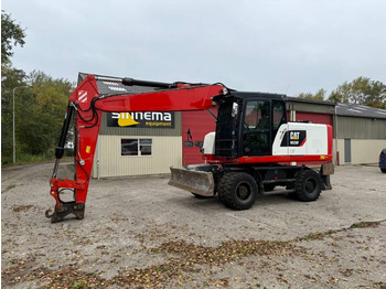 Колёсный экскаватор CATERPILLAR M320F