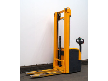 Штабелер JUNGHEINRICH EJC