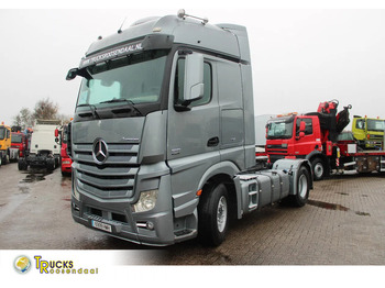 Тягач MERCEDES-BENZ Actros 1851
