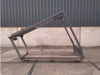 Кабина и интерьер HITACHI