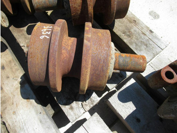 Опорный каток HYUNDAI