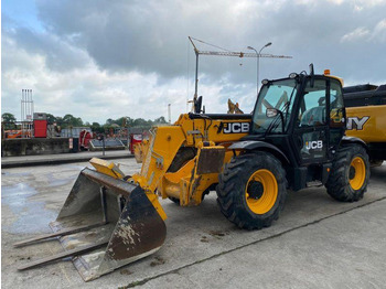 Телескопический погрузчик JCB