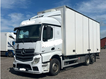 Грузовик с закрытым кузовом MERCEDES-BENZ