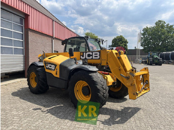 Телескопический погрузчик JCB