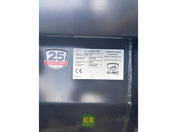 Ковш для погрузчика GIANT