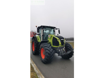 Трактор CLAAS Axion 870