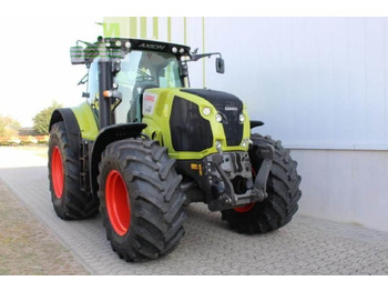 Трактор CLAAS Axion 810