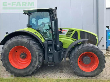 Трактор CLAAS Axion 930