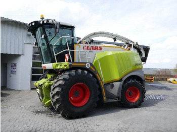 Кормоуборочный комбайн CLAAS Jaguar 930