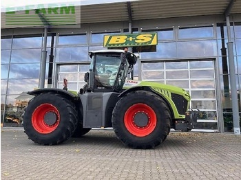 Трактор CLAAS Xerion