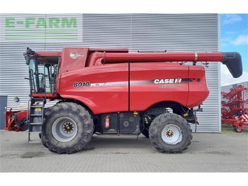 Зерноуборочный комбайн CASE IH