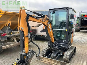 Мини-экскаватор CASE