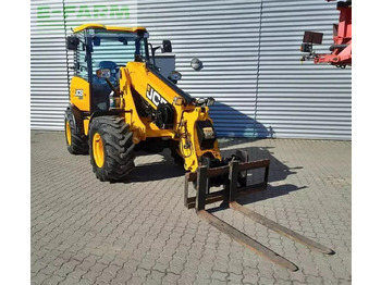 Телескопический погрузчик JCB
