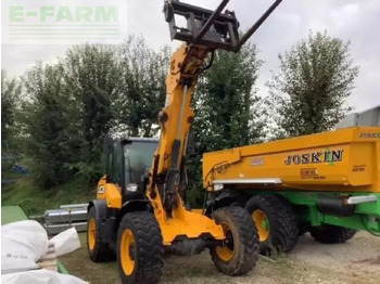 Телескопический погрузчик JCB