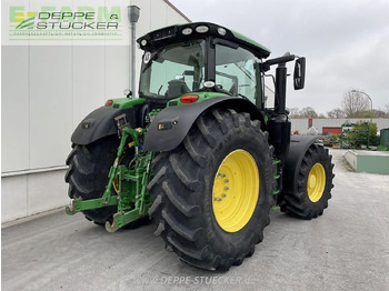 Трактор John Deere 6215r: фото 2