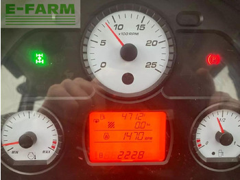 Трактор Massey Ferguson 4707: фото 5