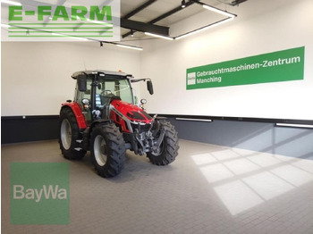 Трактор MASSEY FERGUSON 100 series