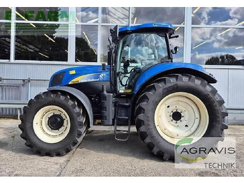 Трактор NEW HOLLAND T6000