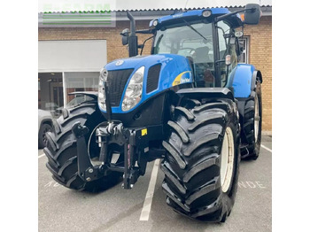 Трактор New Holland t 7030: фото 3