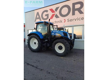 Трактор NEW HOLLAND T6000