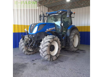 Трактор NEW HOLLAND T7