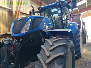 Трактор NEW HOLLAND T7