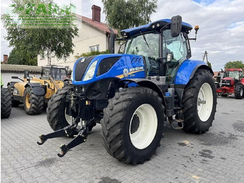 Трактор NEW HOLLAND T7.230