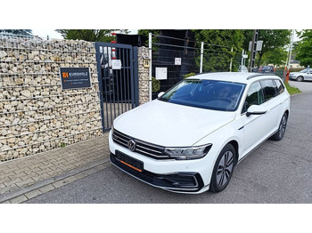 Легковой автомобиль VOLKSWAGEN
