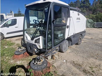 Подметально-уборочная машина SCHMIDT