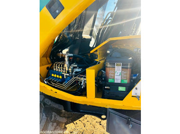 Pelle Mecalac 12MXT - 2004 - 4523 HEURES в лизинг Pelle Mecalac 12MXT - 2004 - 4523 HEURES: фото 4 Pelle Mecalac 12MXT - 2004 - 4523 HEURES в лизинг Pelle Mecalac 12MXT - 2004 - 4523 HEURES: фото 4