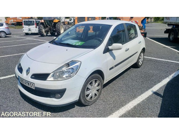 Легковой автомобиль RENAULT
