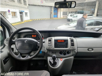 Микроавтобус, Пассажирский фургон RENAULT TRAFFIC: фото 3 Микроавтобус, Пассажирский фургон RENAULT TRAFFIC: фото 3