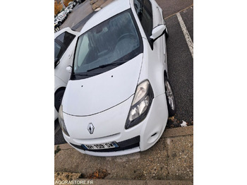 Легковой автомобиль RENAULT