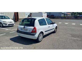 Хэтчбек Renault CLIO: фото 4 Хэтчбек Renault CLIO: фото 4