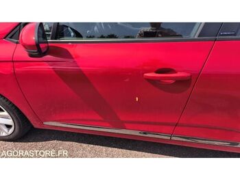 Хэтчбек Renault CLIO: фото 3