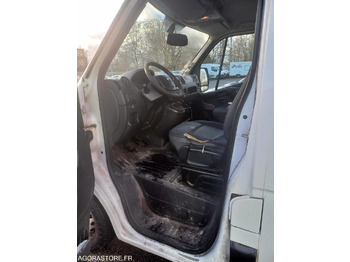 Цельнометаллический фургон Renault Master - 2012 - 295409kms - CL824QN: фото 5