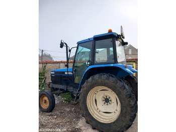 Трактор NEW HOLLAND