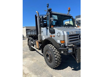 Грузовик UNIMOG