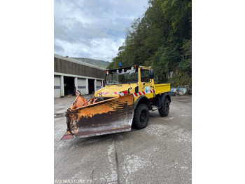 Грузовик UNIMOG