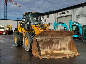 Колёсный погрузчик CATERPILLAR 966M