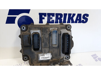 : фото в шапке страницы