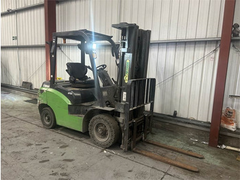 Дизельный погрузчик Artison PFD25: фото 4 Дизельный погрузчик Artison PFD25: фото 4