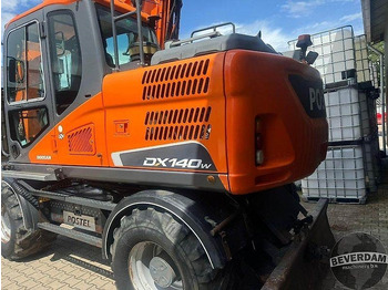Гусеничный экскаватор Doosan DX140W: фото 5