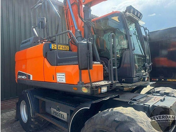 Гусеничный экскаватор Doosan DX140W: фото 4
