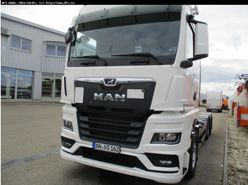 Грузовик-контейнеровоз/ Сменный кузов MAN TGX 26.510