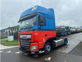 Тягач DAF XF 440