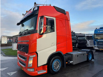 Тягач VOLVO FH 420