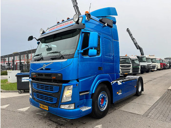 Тягач VOLVO FM 370